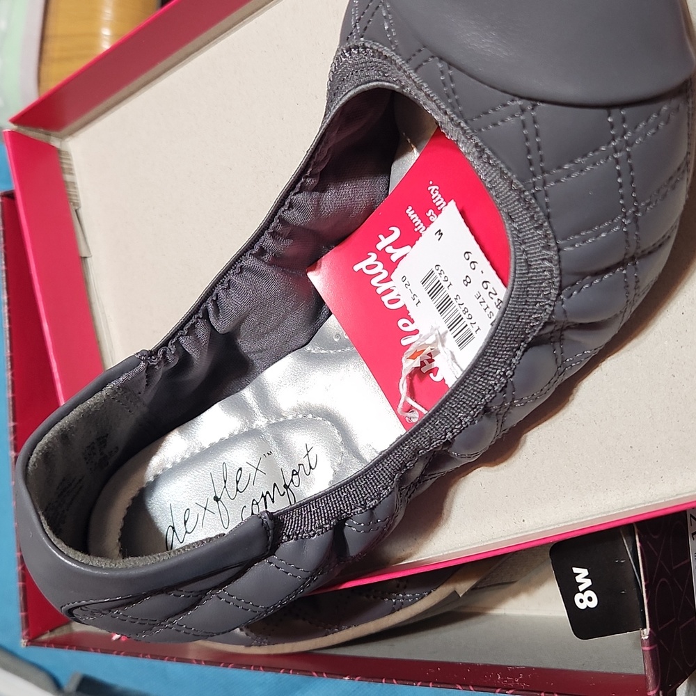 DexFlex Comfort Shoes Women's size 8W Gray (Concrete on label)